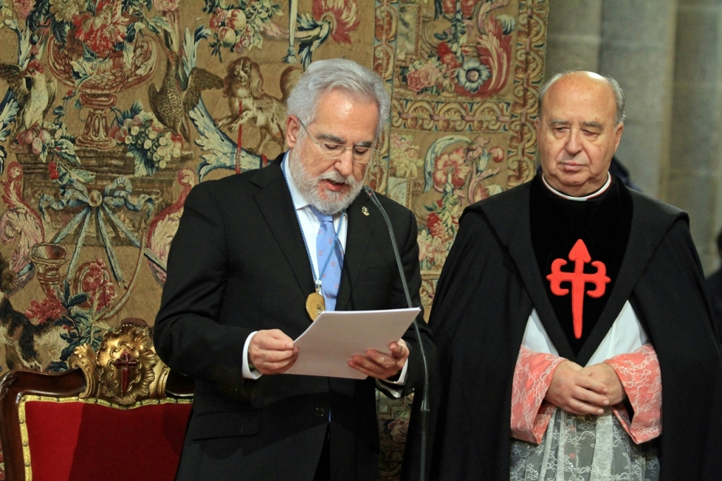 O presidente do Parlamento de Galicia exercendo como delegado rexio na Ofrenda da Translación do ano 2018